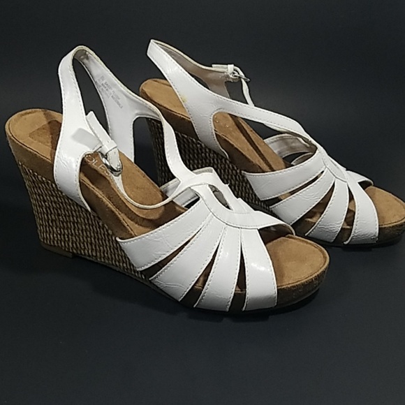 SOLD EBAY Aerosoles Sassy Plush Wedge Sandals 8 - Picture 6 of 8